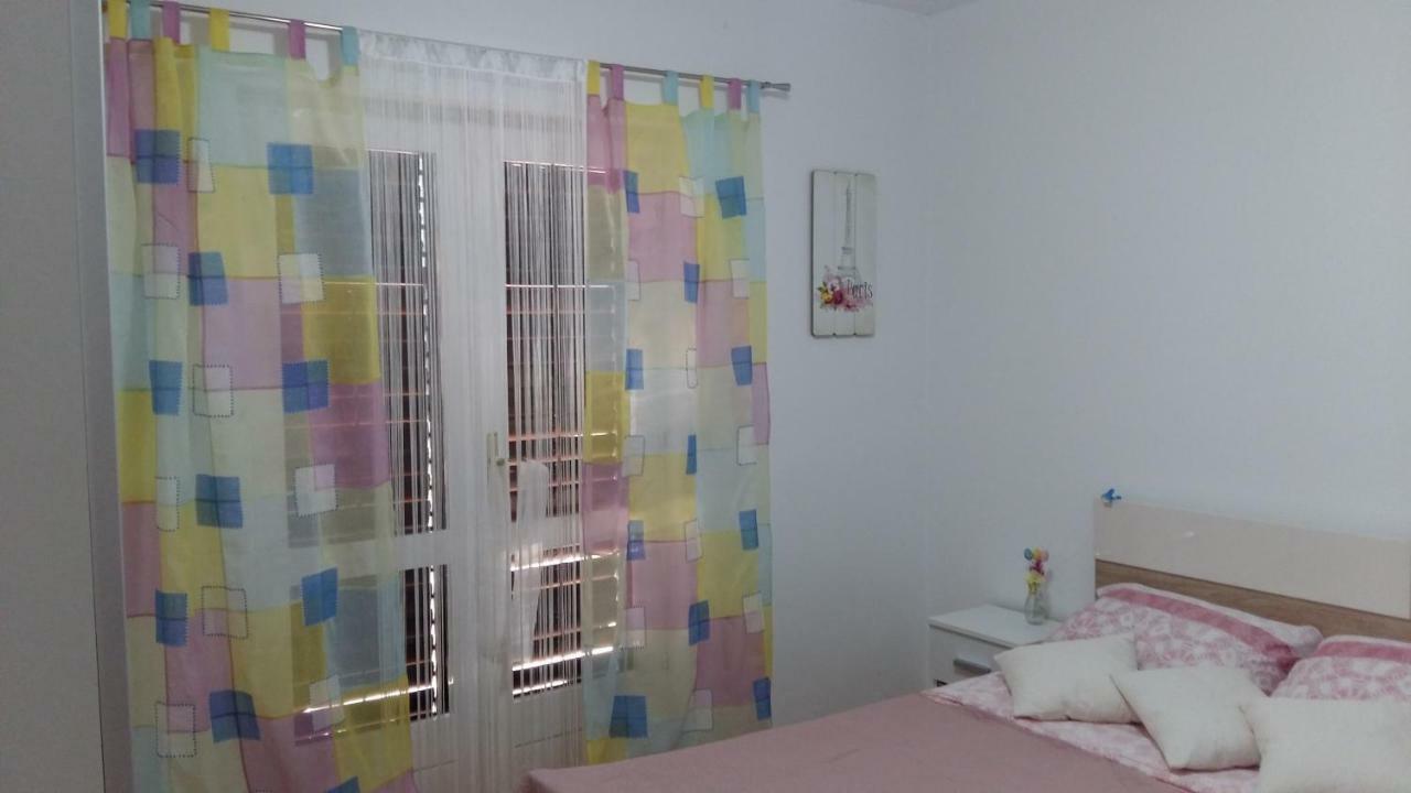 Apartment Ilina Vodice Extérieur photo